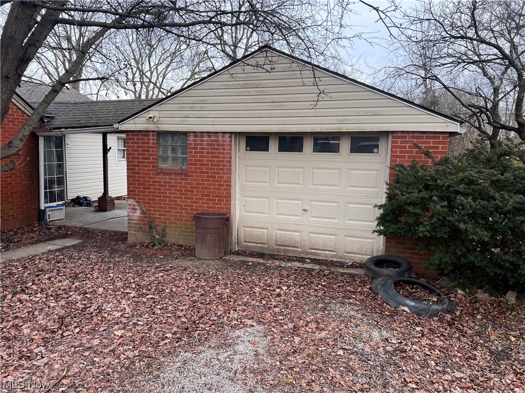 98 Petosky Avenue