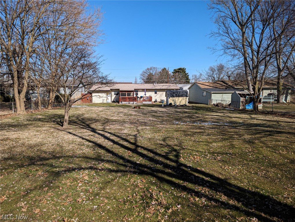 1056 Country Club