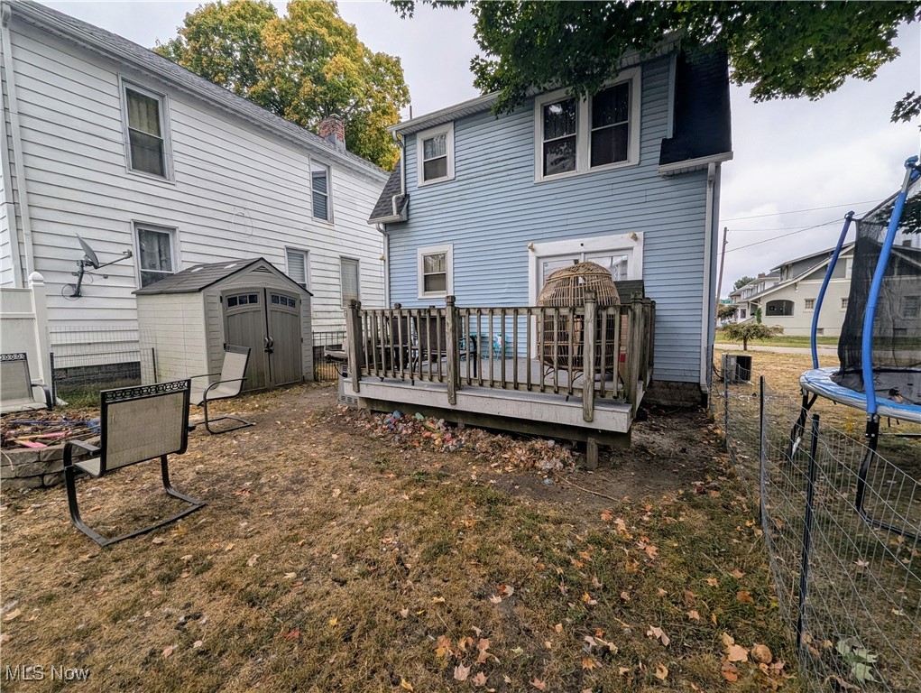 533 Van Horn Avenue