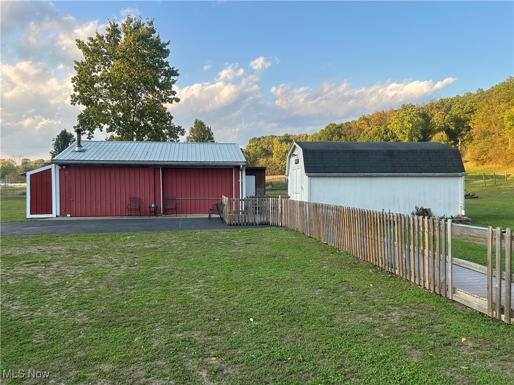 9665 Chandlersville Road