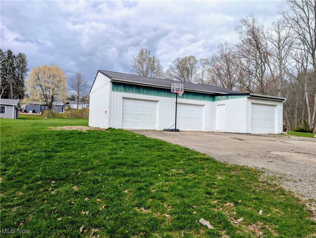 1858 Potts Lane
