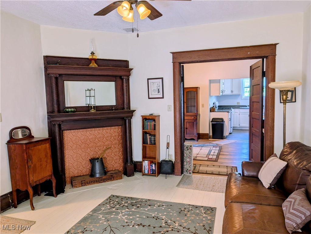 262 N 5th Street