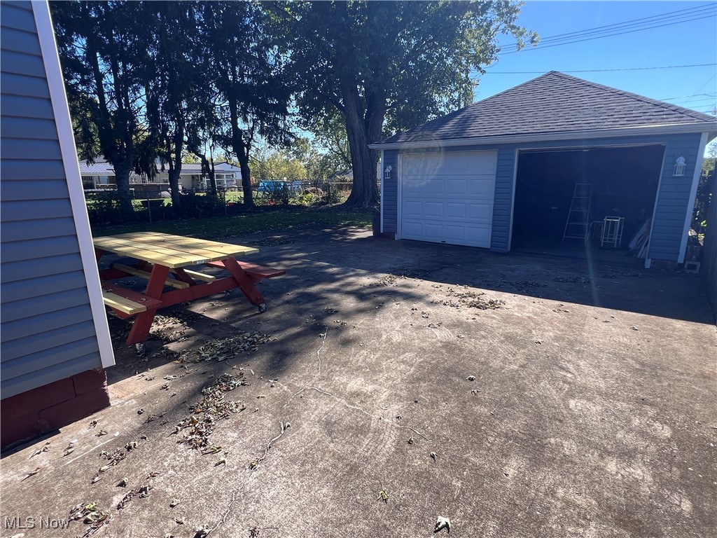 1350 Maplewood Drive