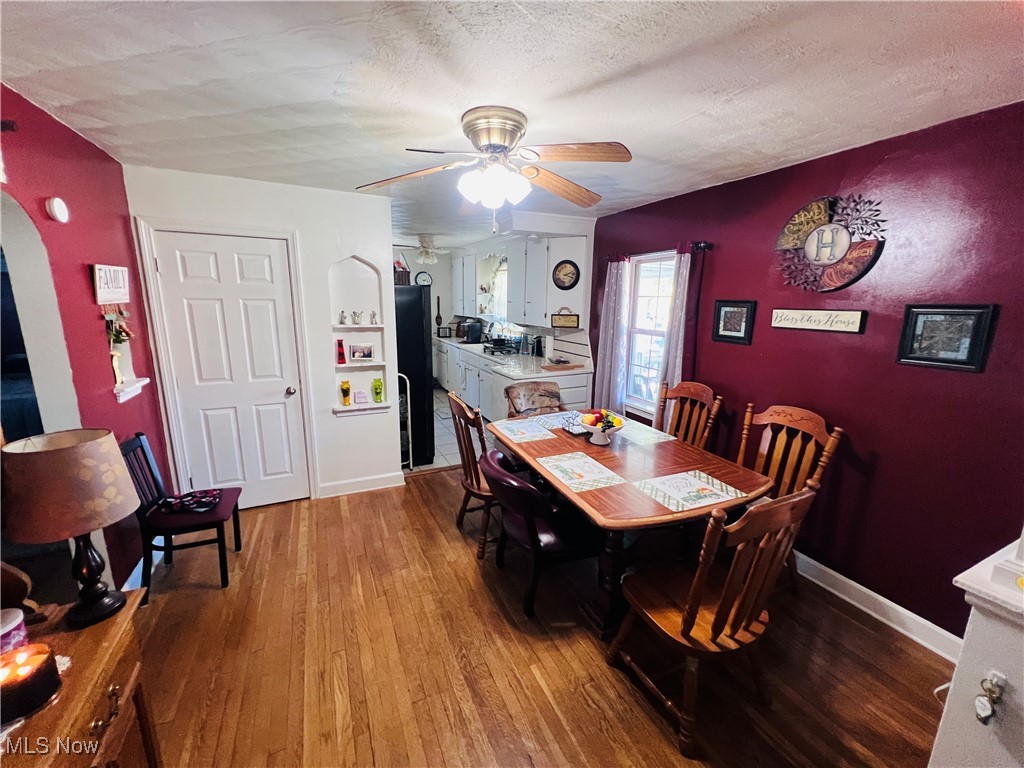 1350 Maplewood Drive