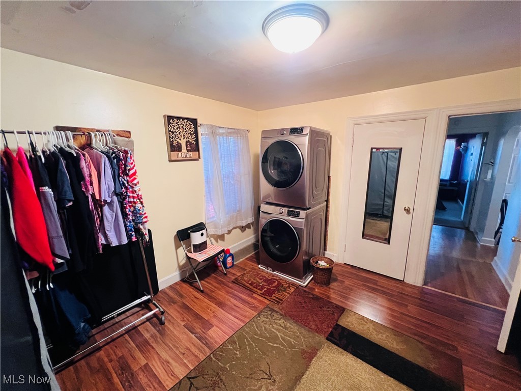 1350 Maplewood Drive