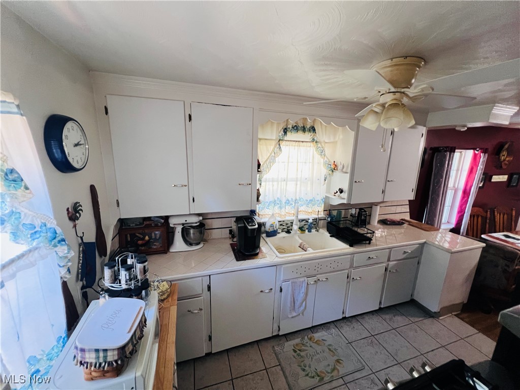 1350 Maplewood Drive