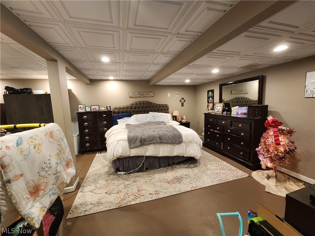 8550 Goldenrod Drive