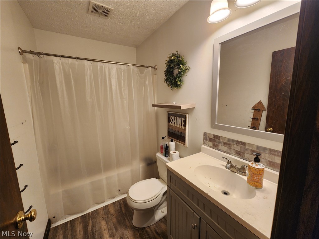 8550 Goldenrod Drive