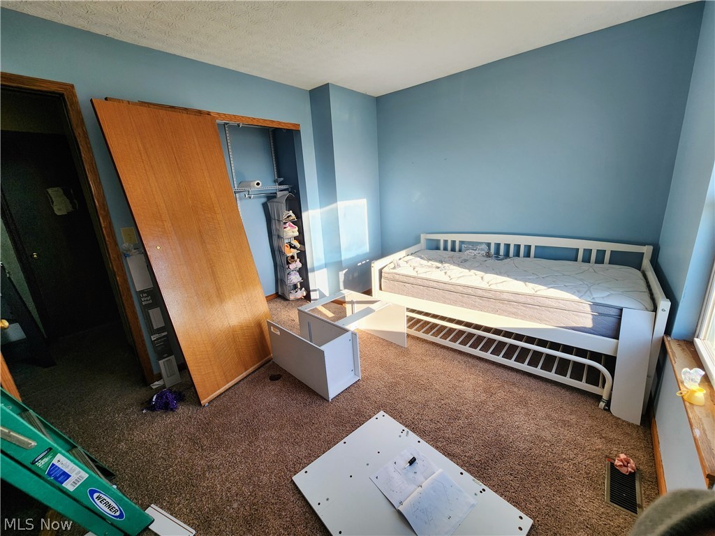 8550 Goldenrod Drive