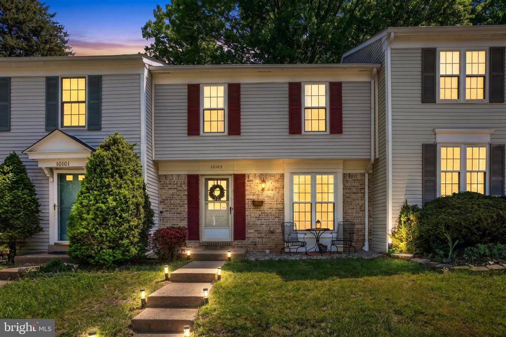 10103 SASSAFRAS WOODS COURT