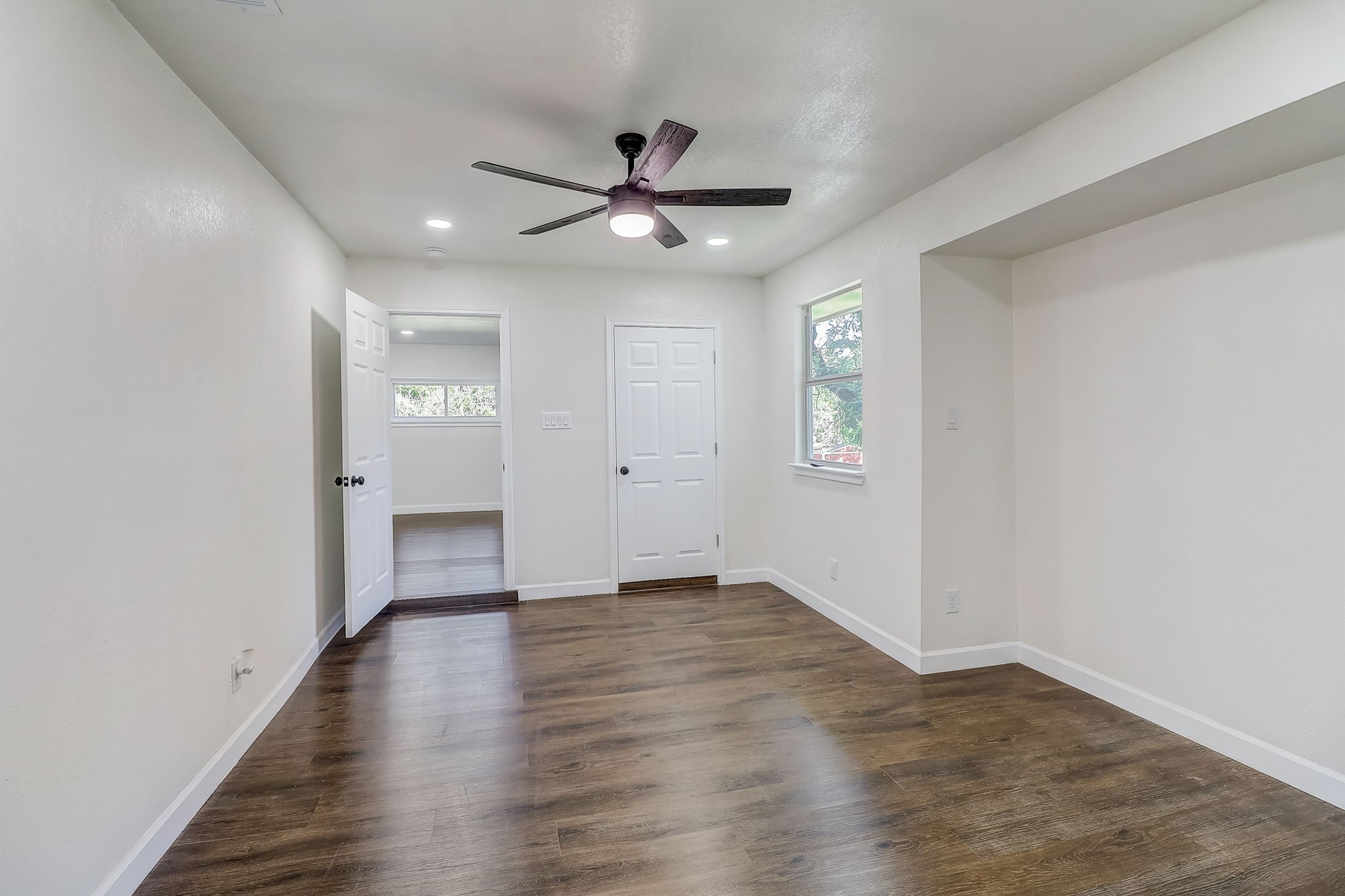 4712 Trail Lake Drive