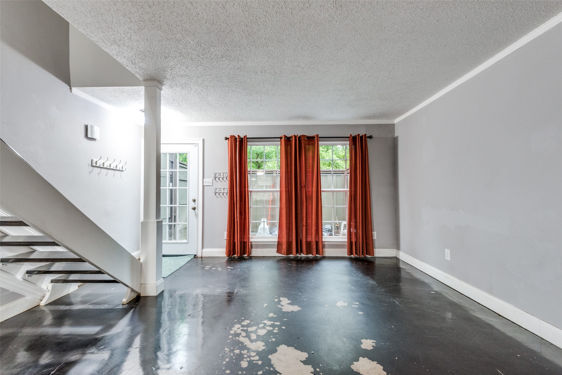4628 Country Creek Drive 1207