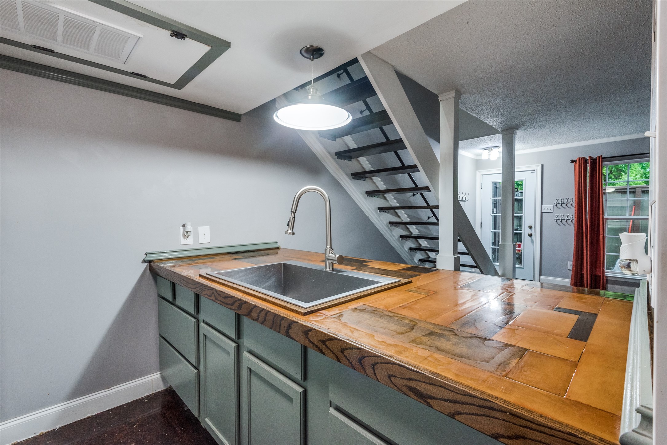 4628 Country Creek Drive 1207