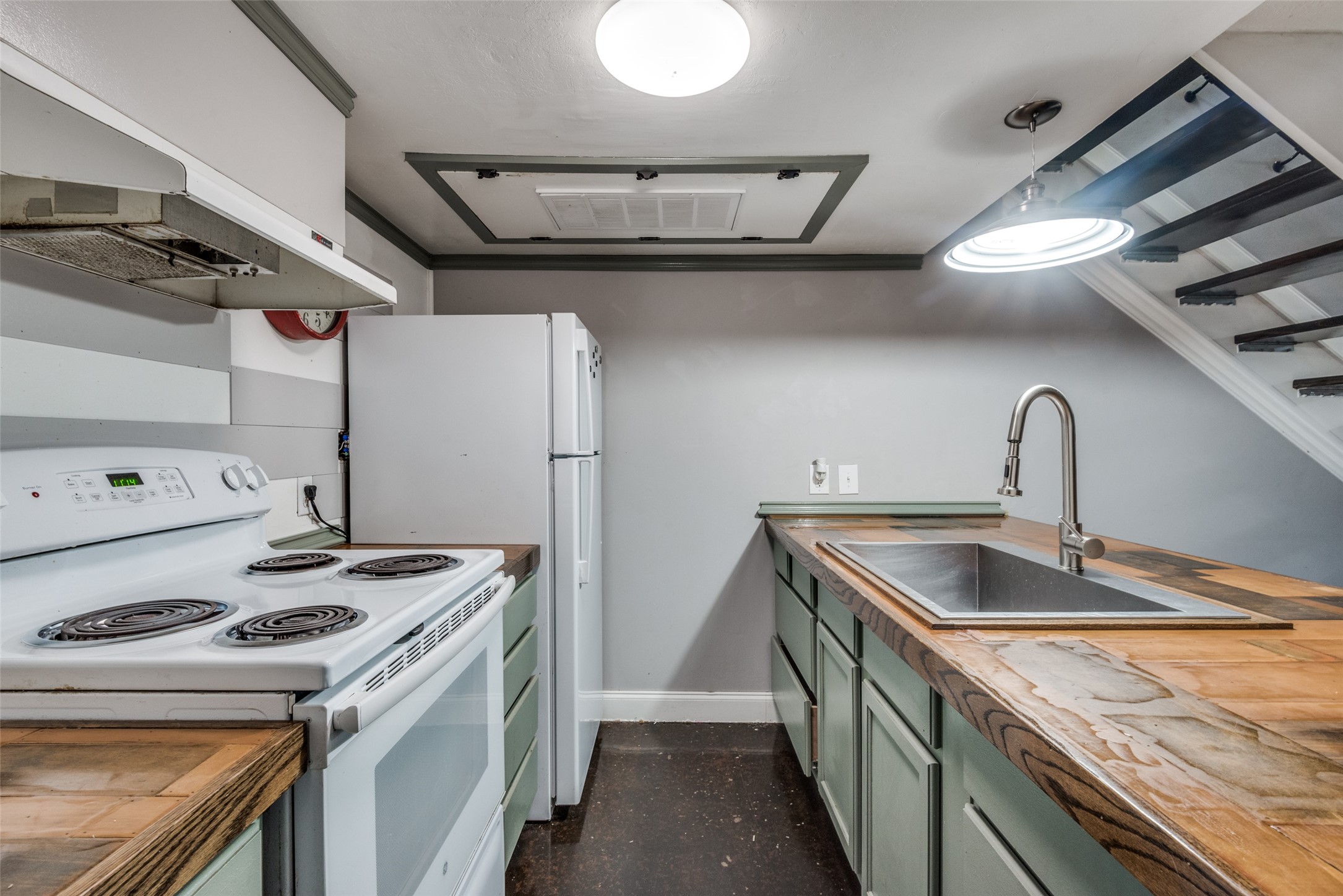 4628 Country Creek Drive 1207