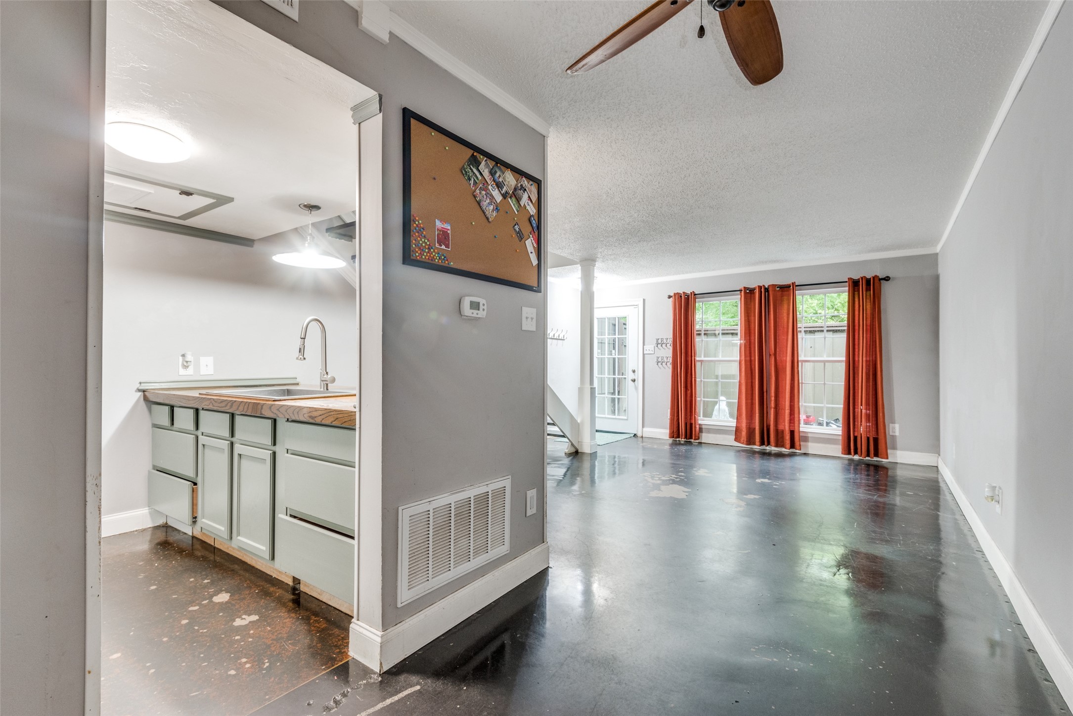 4628 Country Creek Drive 1207