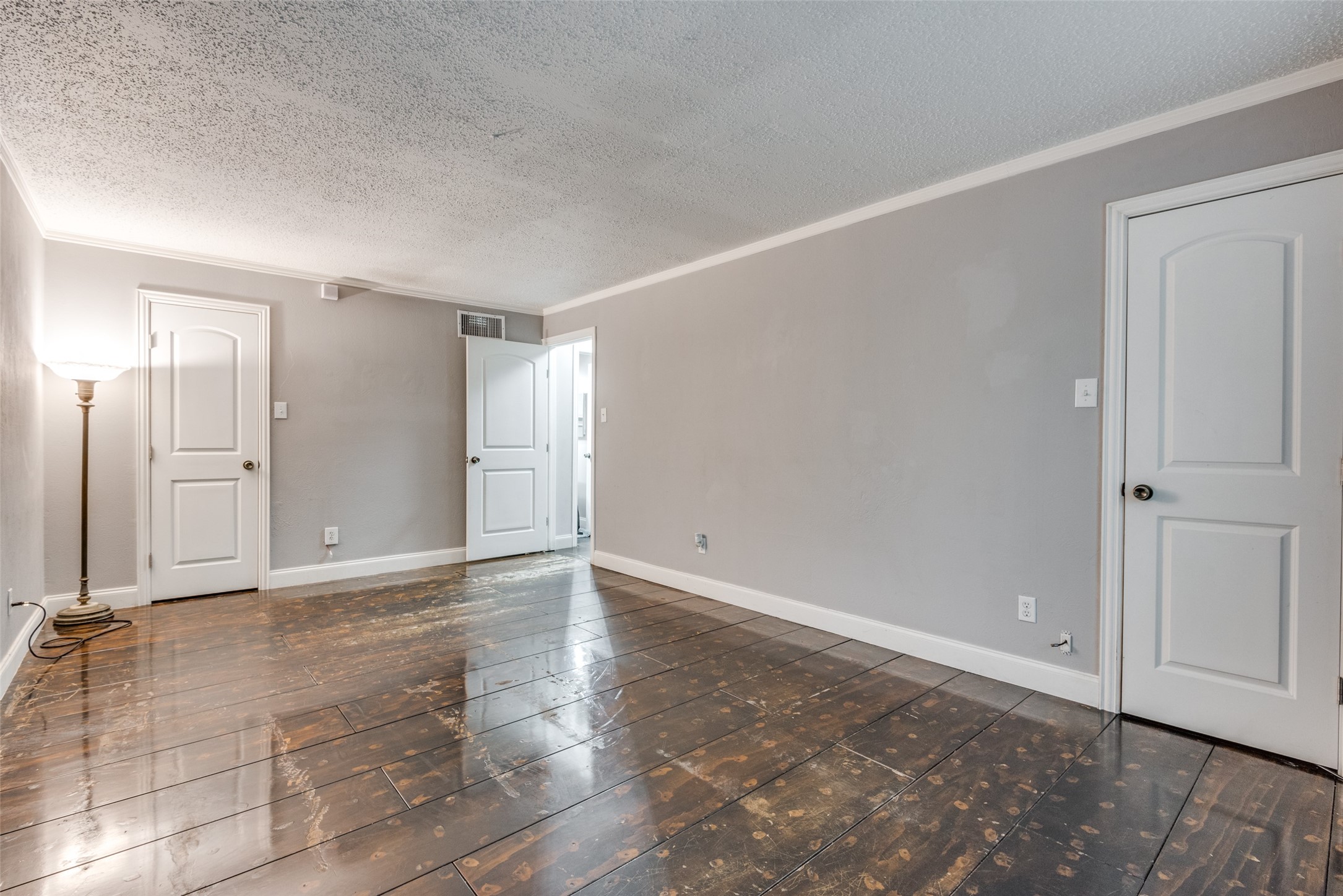 4628 Country Creek Drive 1207