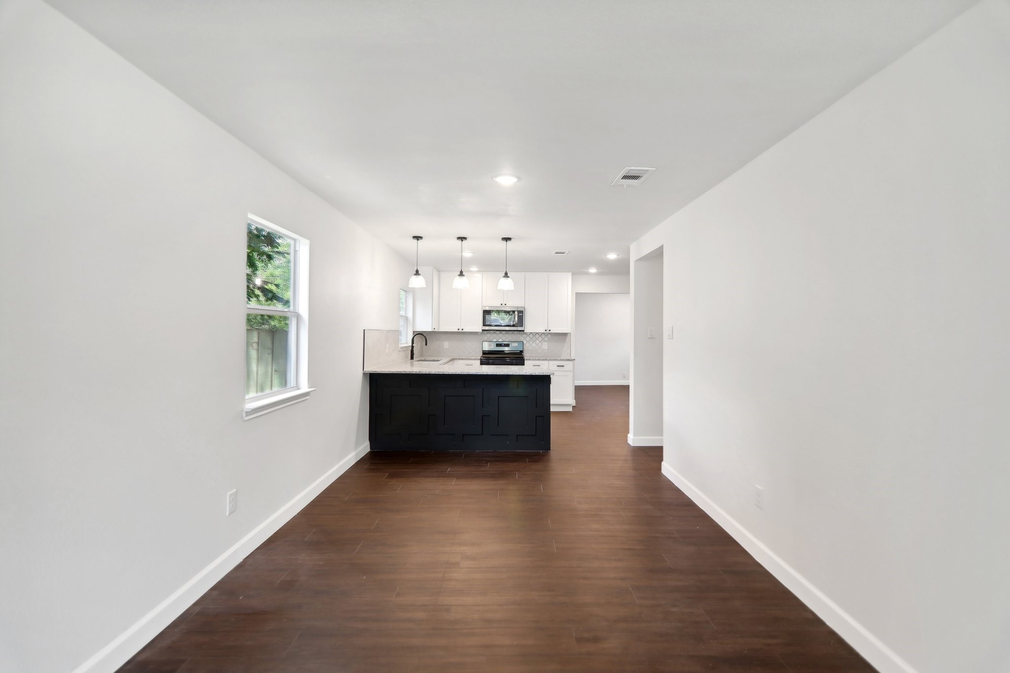 5437 Greenlee Street