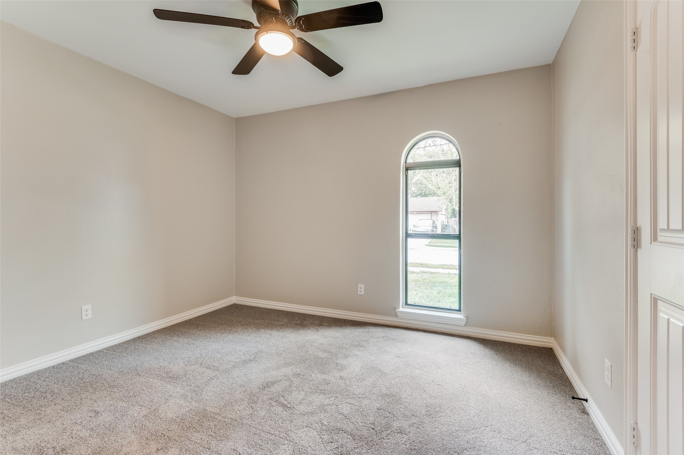 3114 Glendale Drive