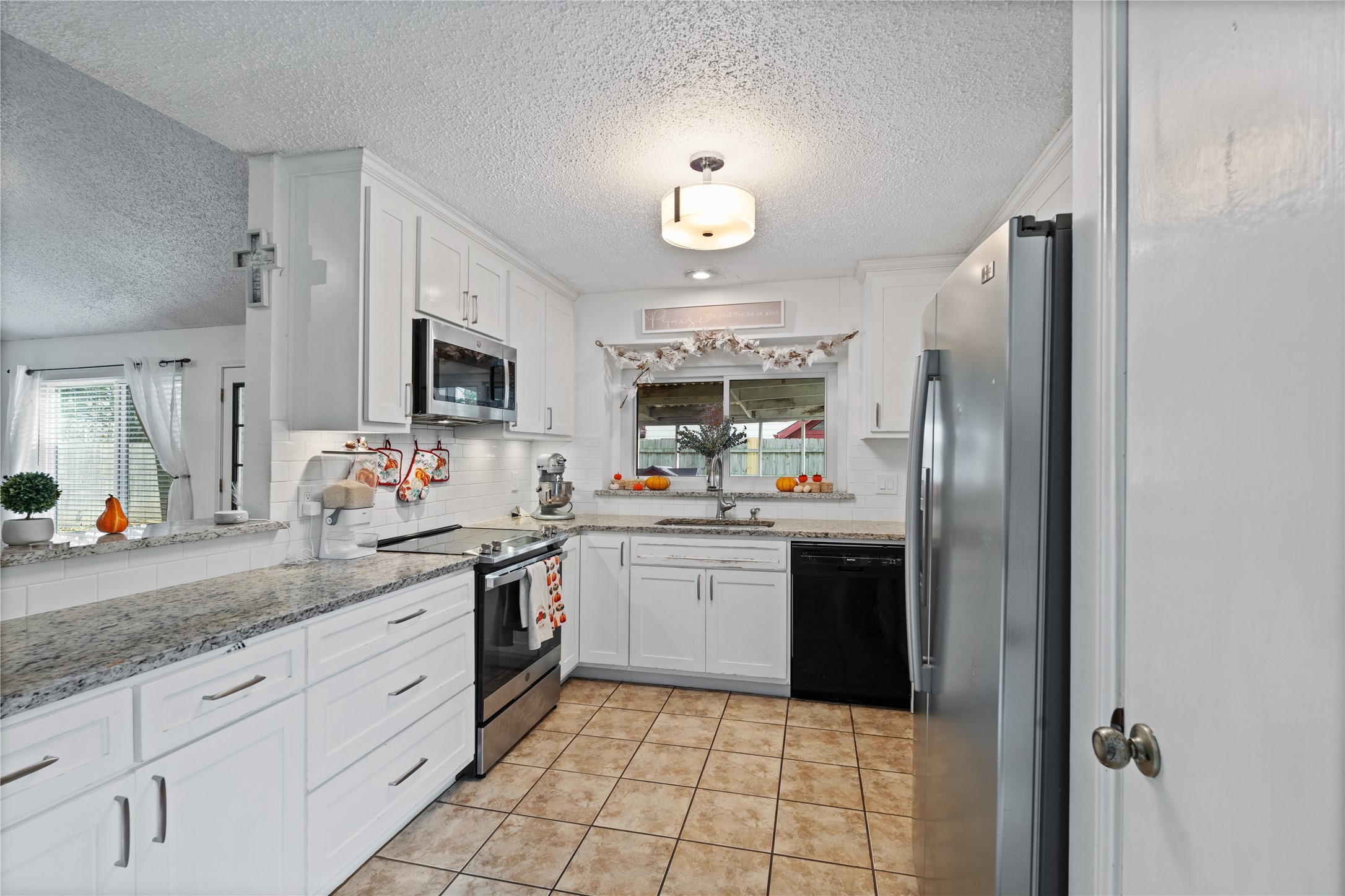 2429 Claremont Drive