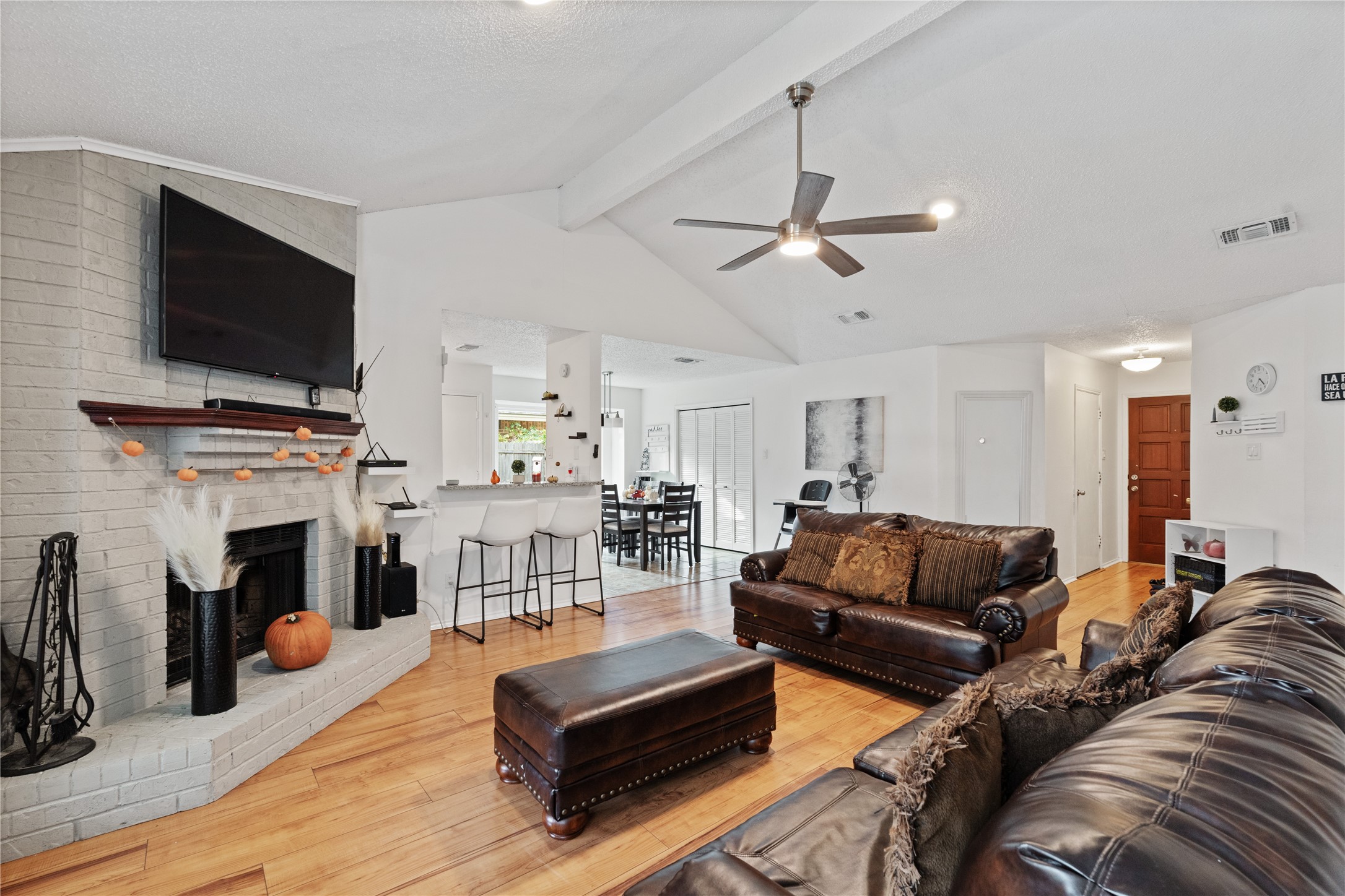 2429 Claremont Drive