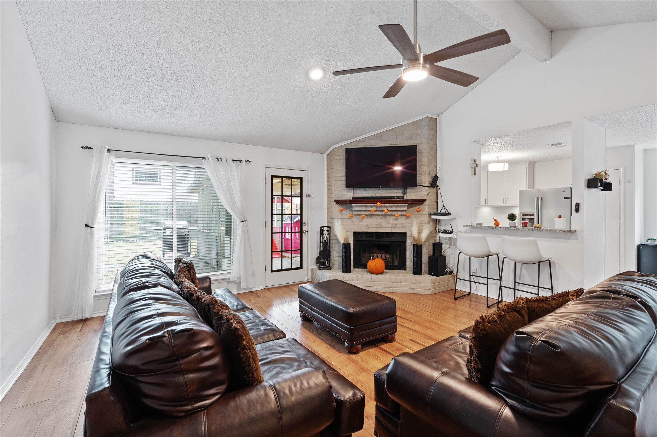 2429 Claremont Drive