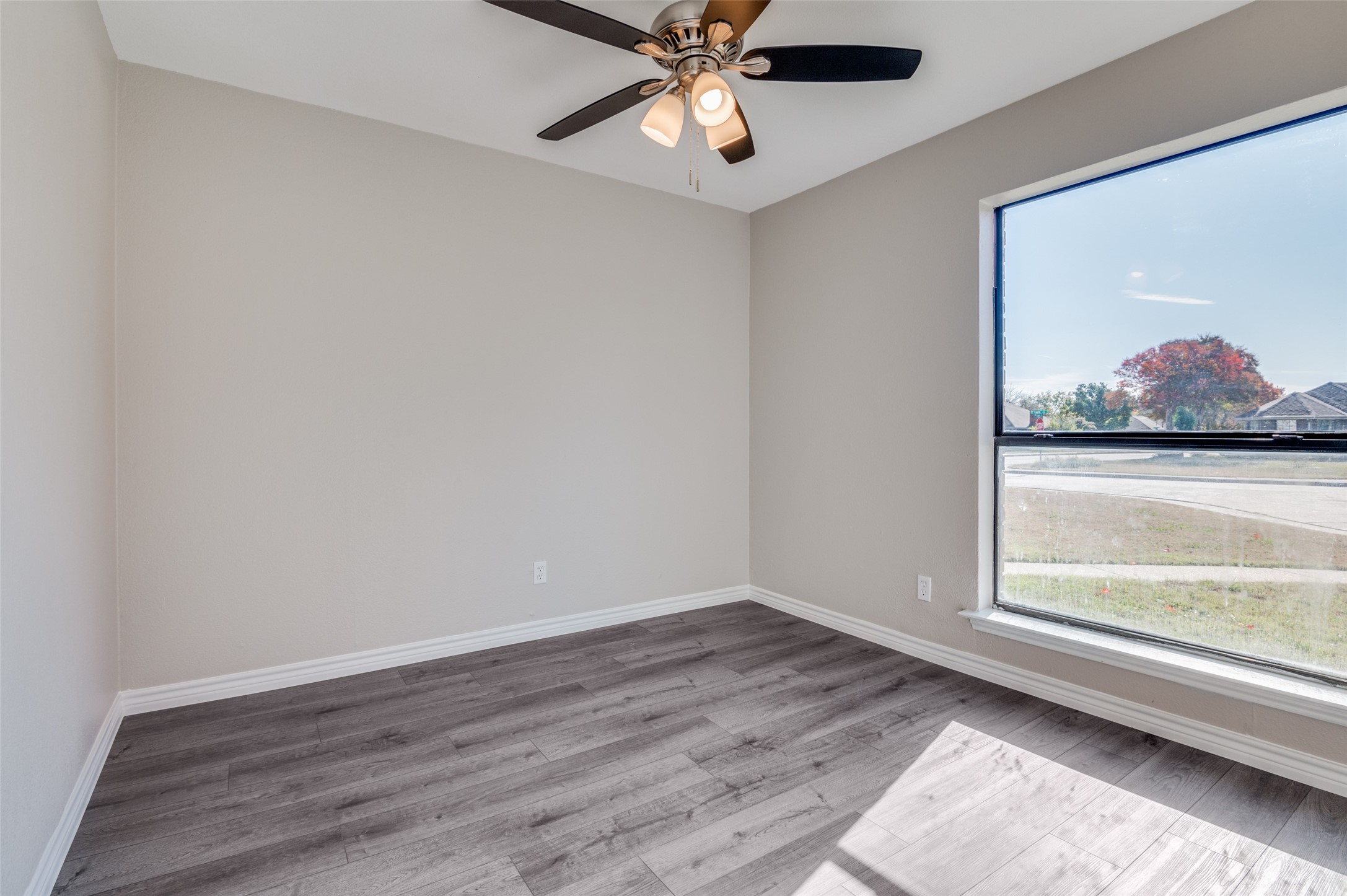 509 W Lark Court