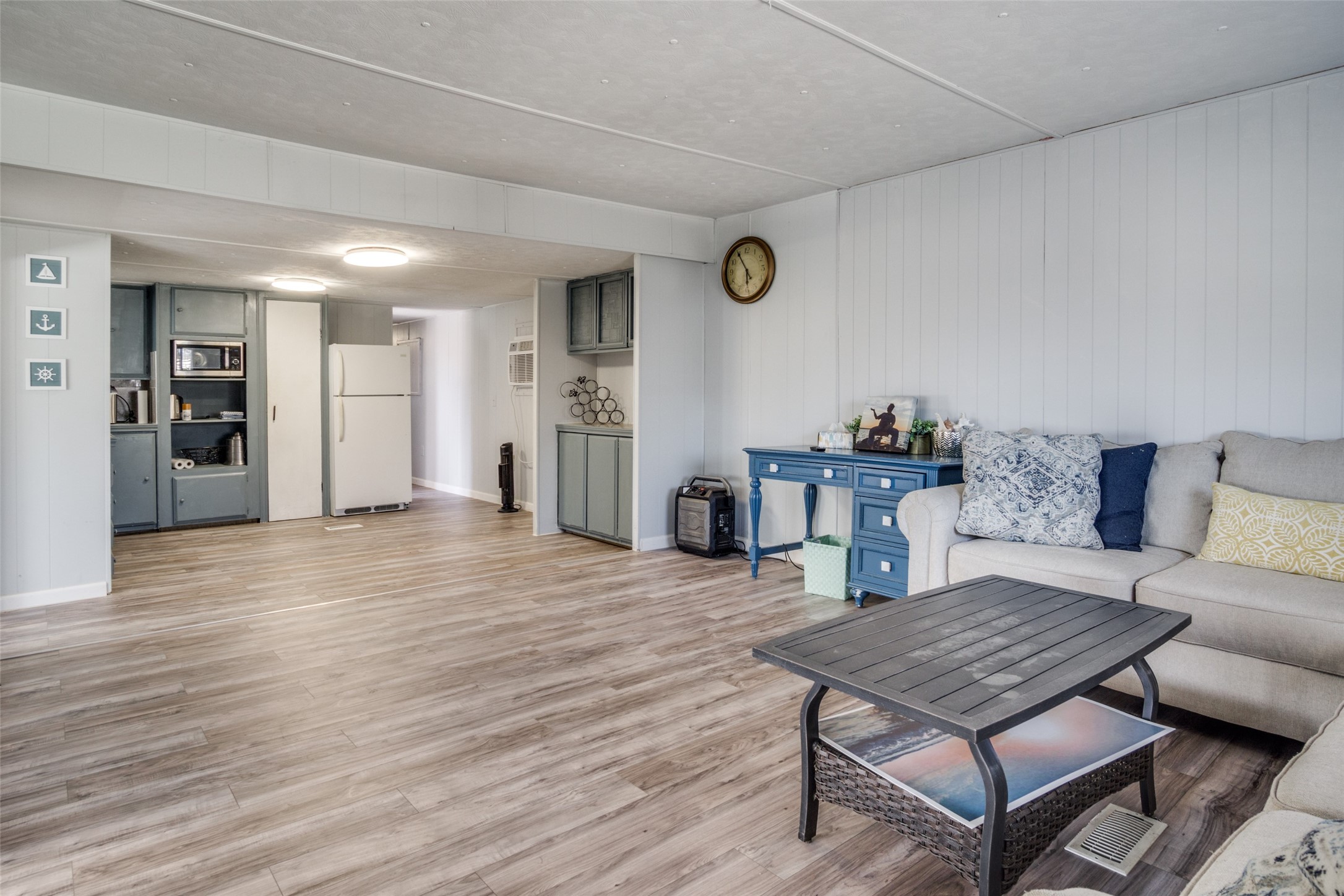 3617 Greenbrook Street