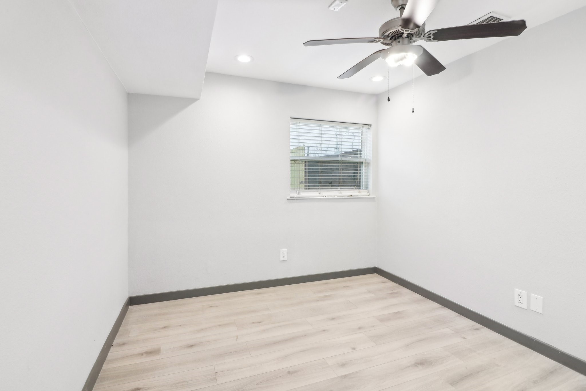 14260 Queens Chapel Road