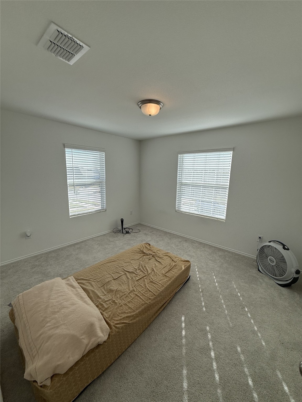 7113 Greenfield Drive