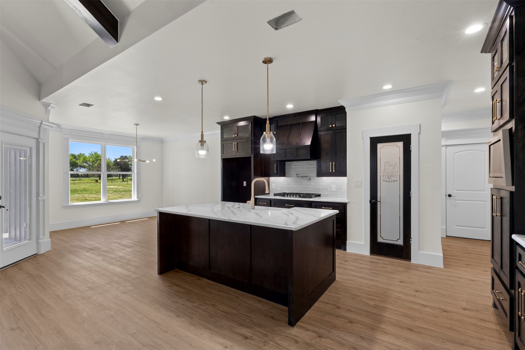 3178 Willow Road