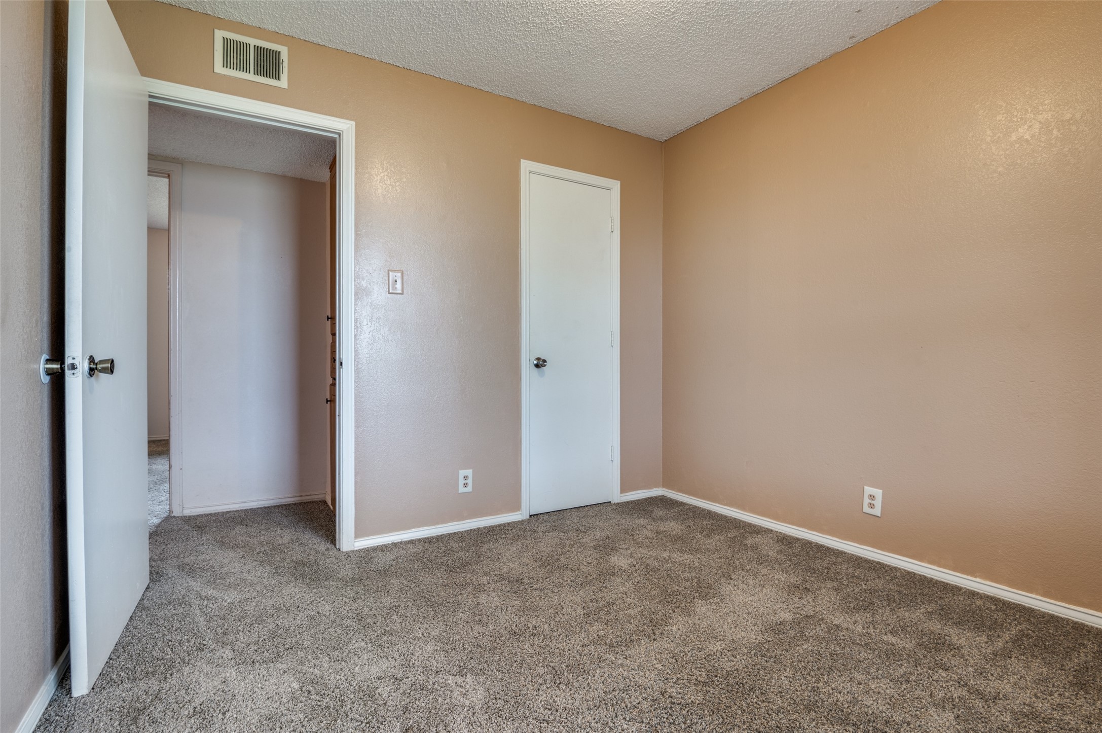 104 Bluebonnet Lane