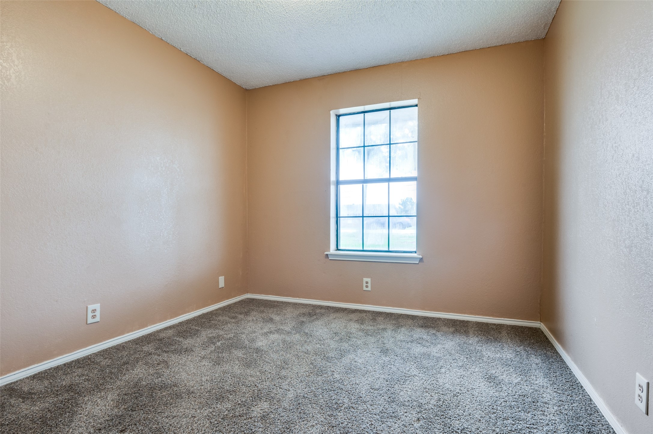 104 Bluebonnet Lane
