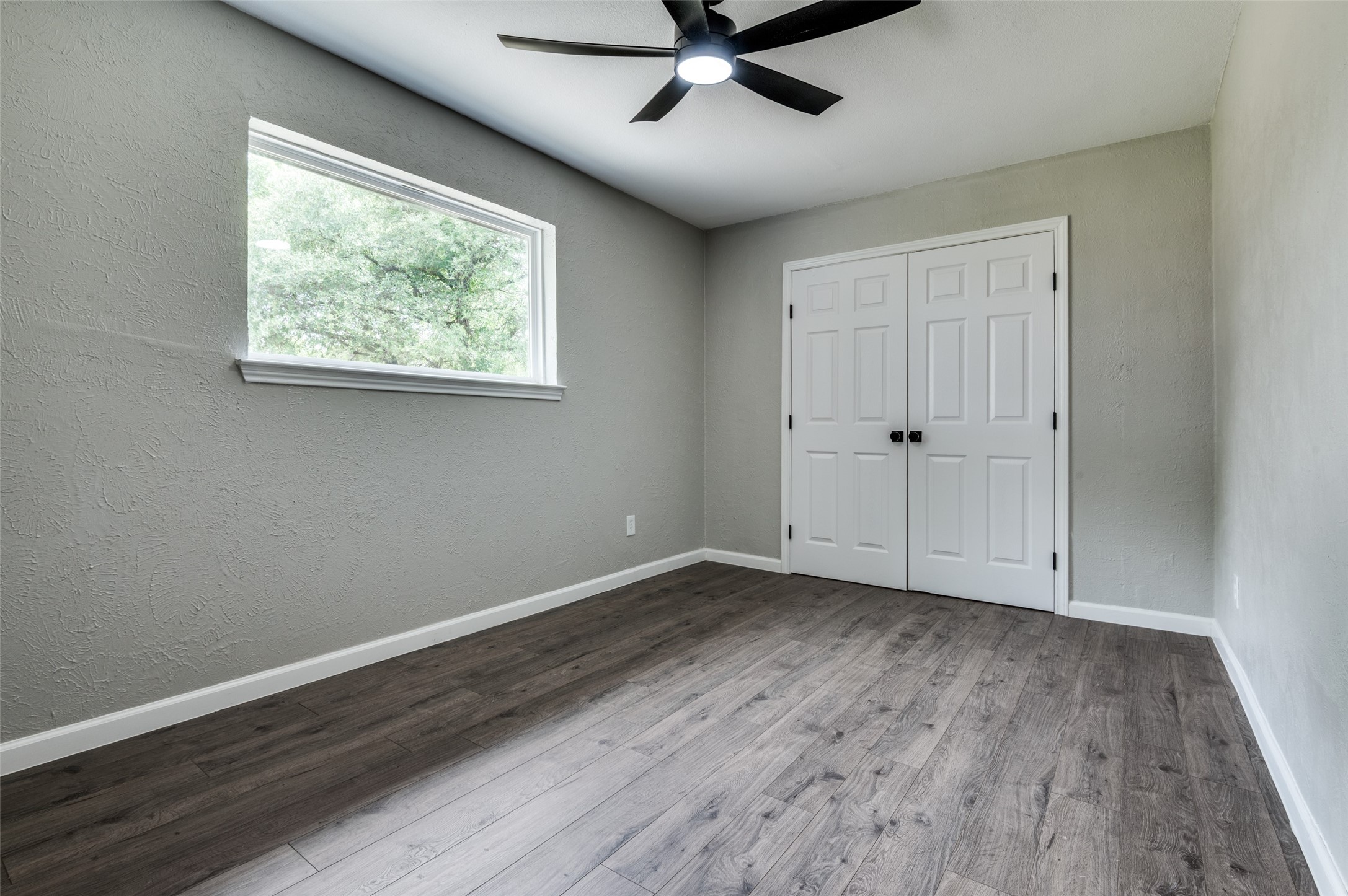 414 Pearly Top Drive