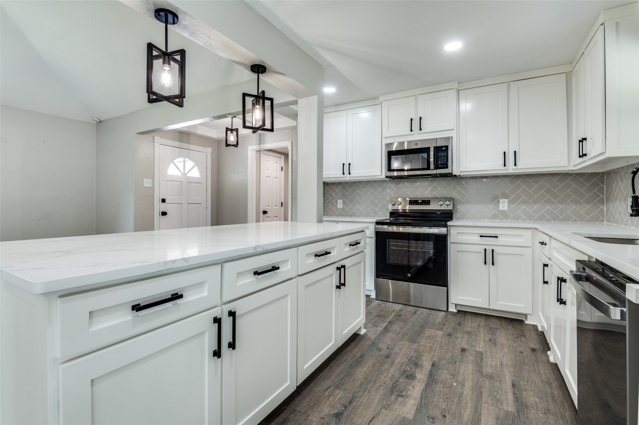 414 Pearly Top Drive