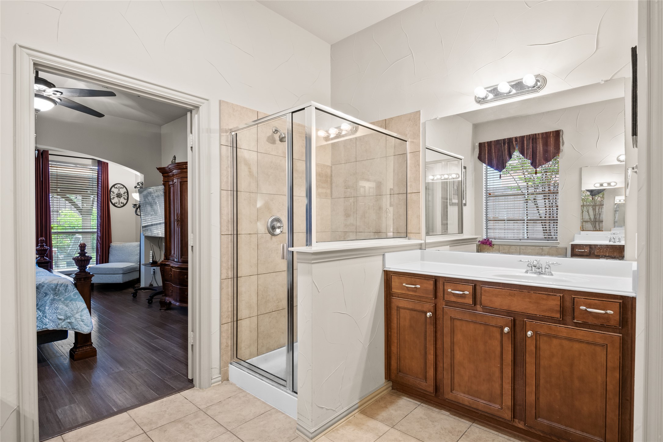 1709 White Cap Court