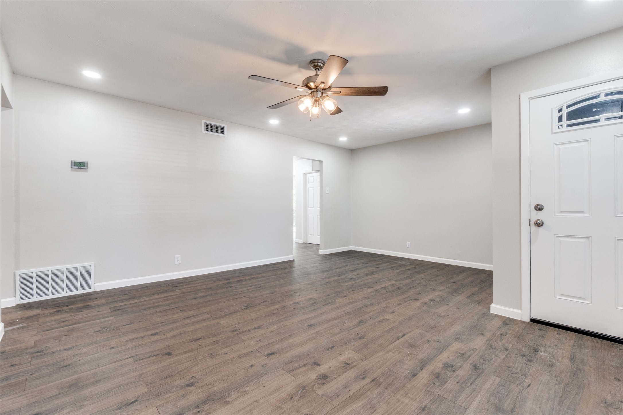 2406 Globe Avenue
