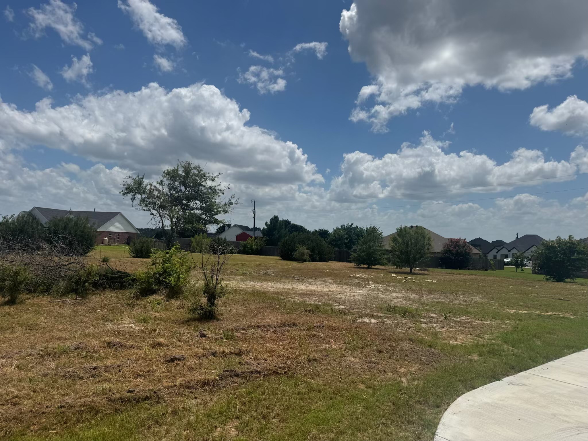 5672 Herkes Court
