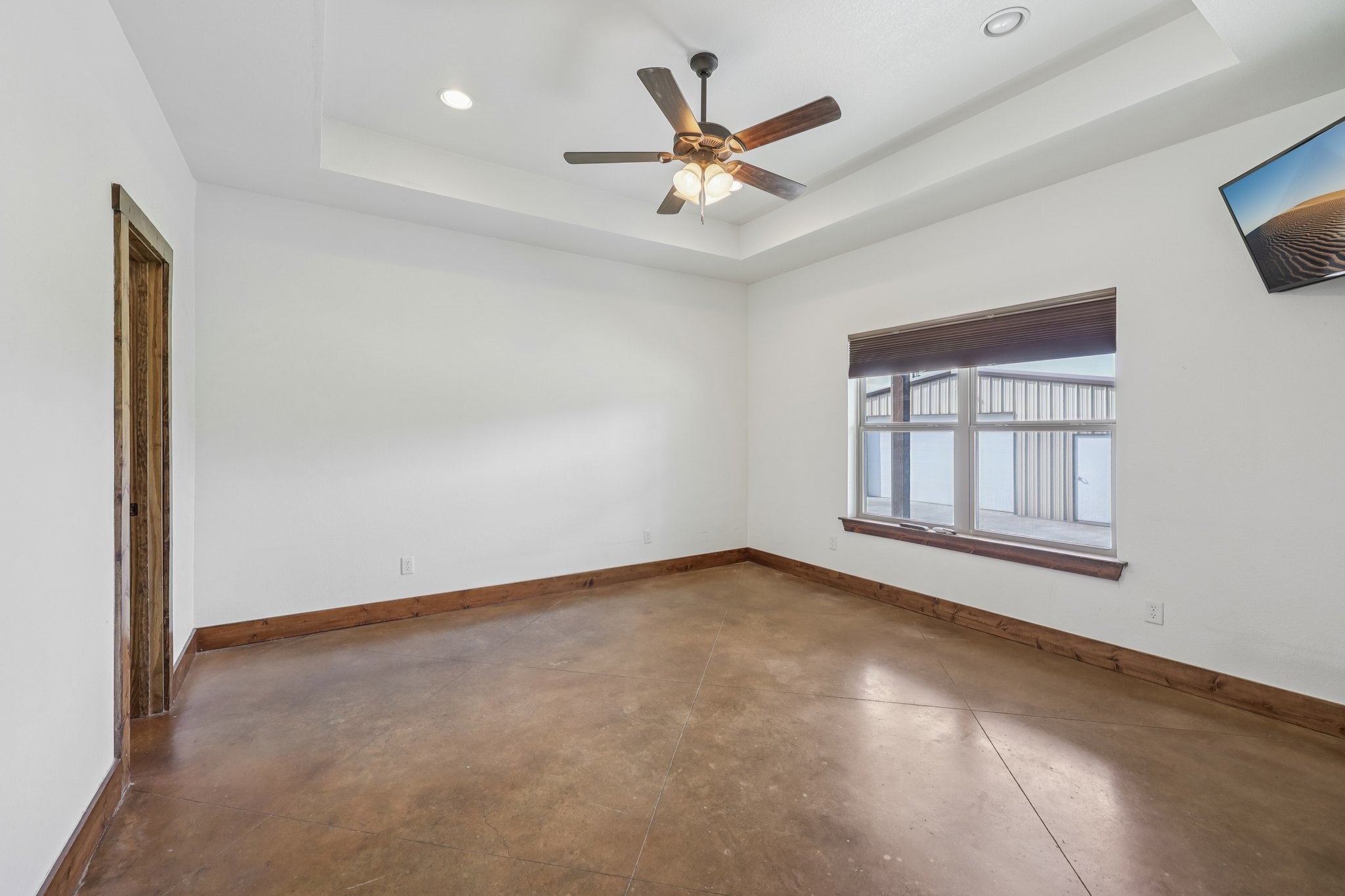 8137 Dollar Lane