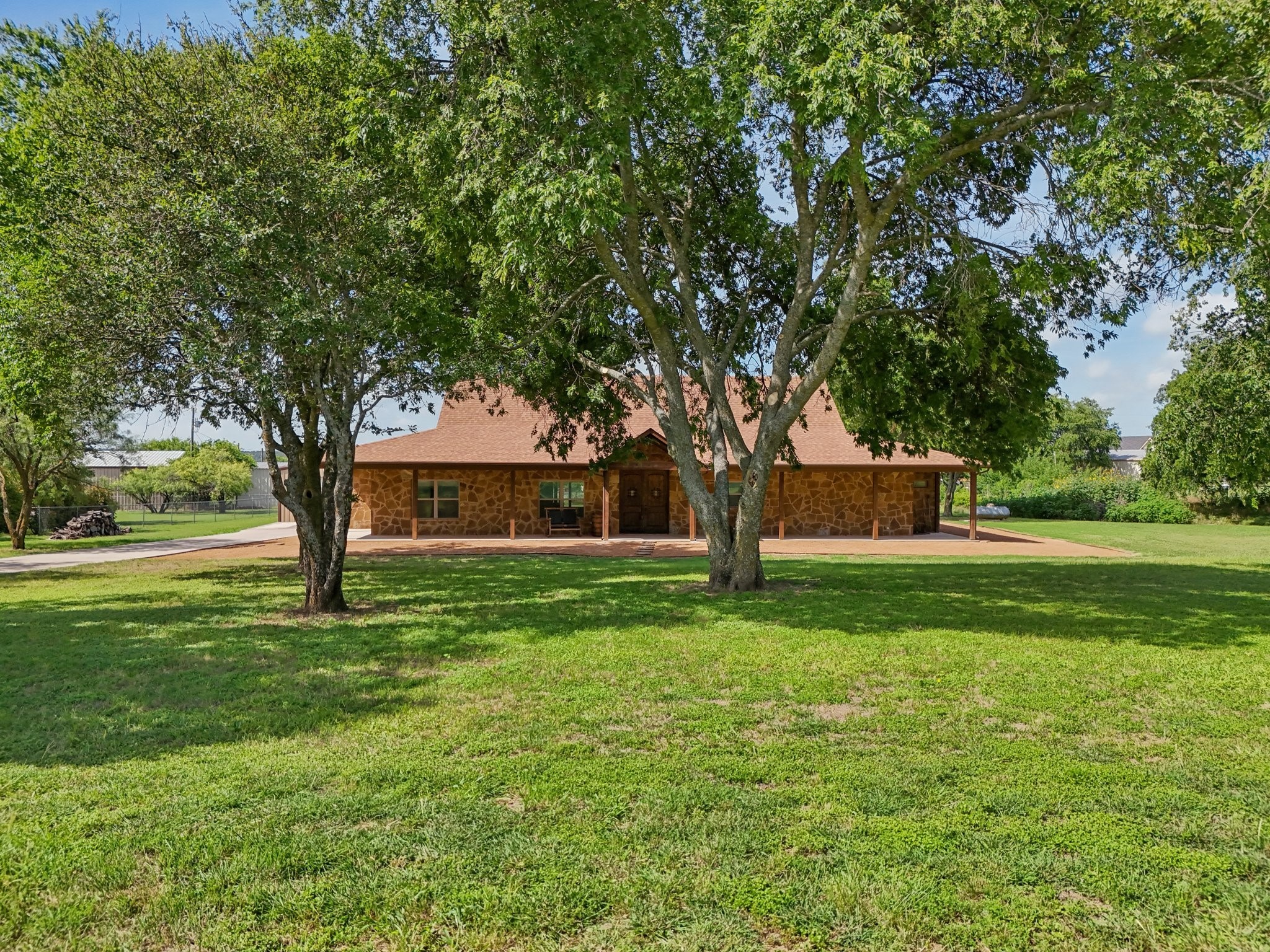 8137 Dollar Lane