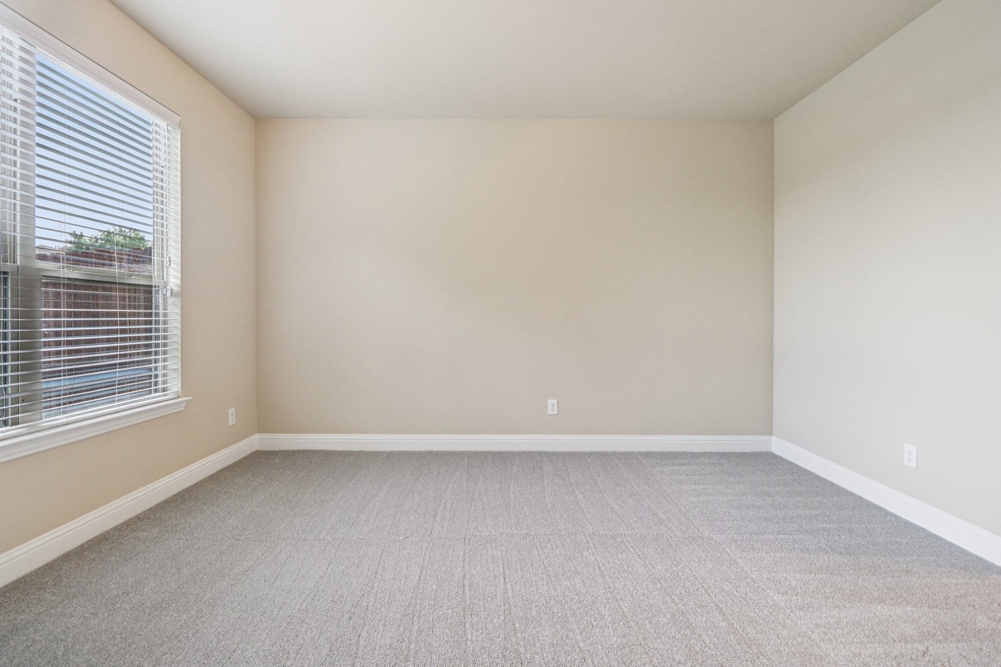 2690 Venice Drive 2