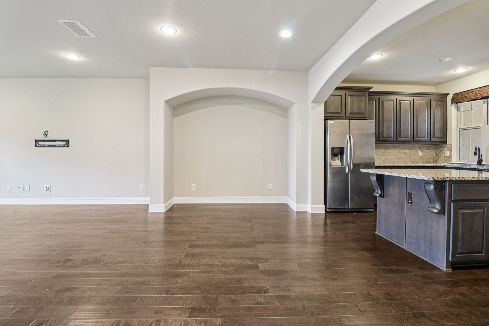 2690 Venice Drive 2