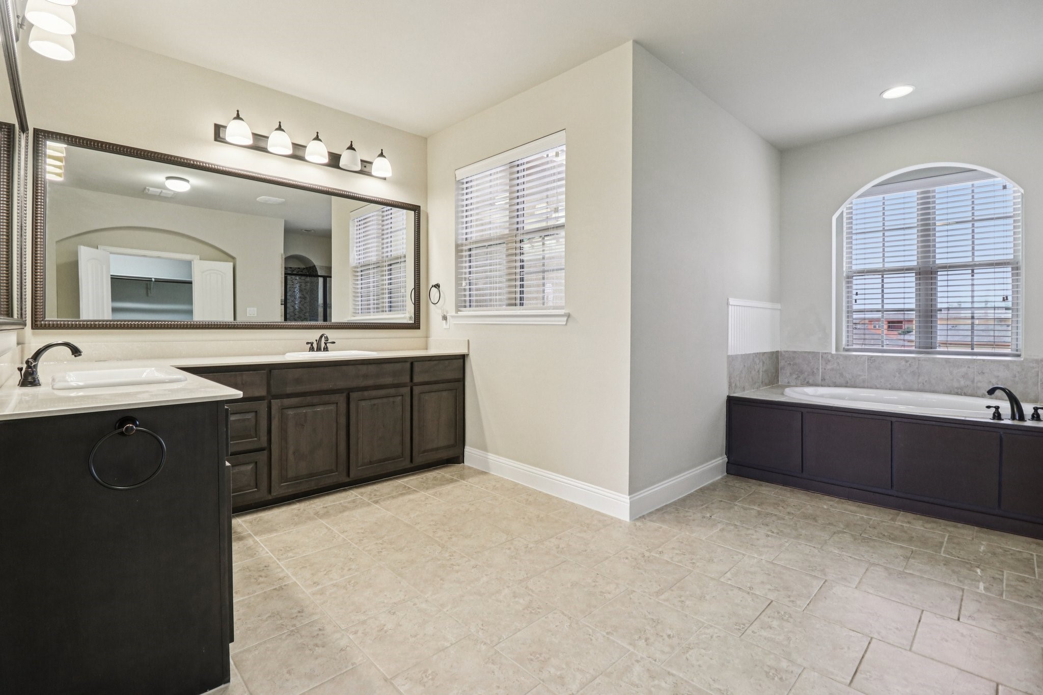 2690 Venice Drive 2