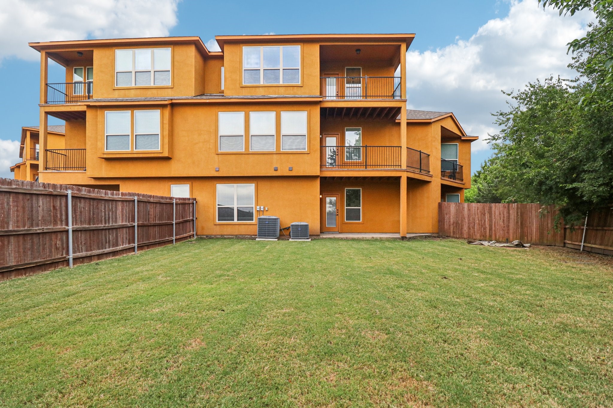 2690 Venice Drive 2