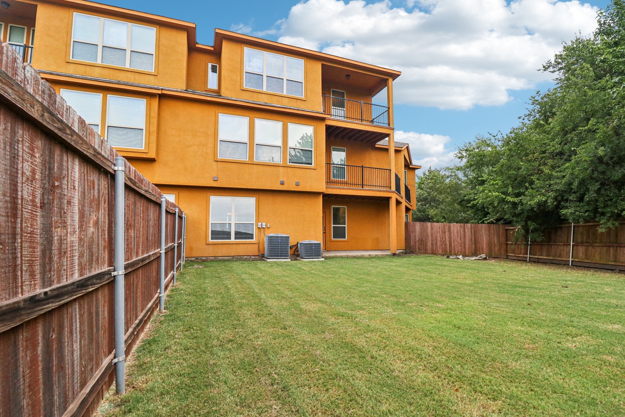 2690 Venice Drive 2