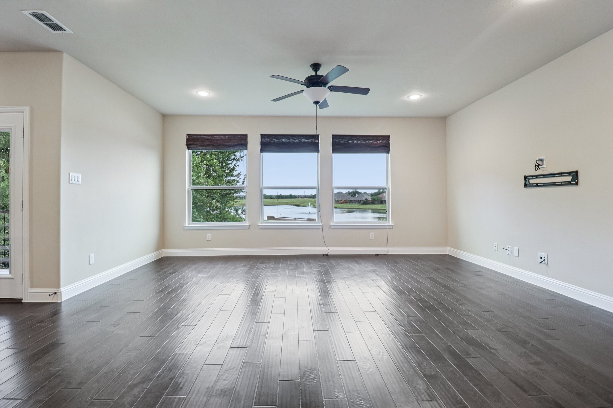 2690 Venice Drive 2