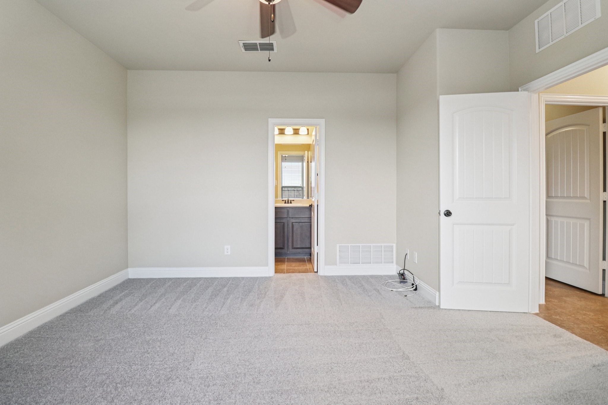 2690 Venice Drive 2