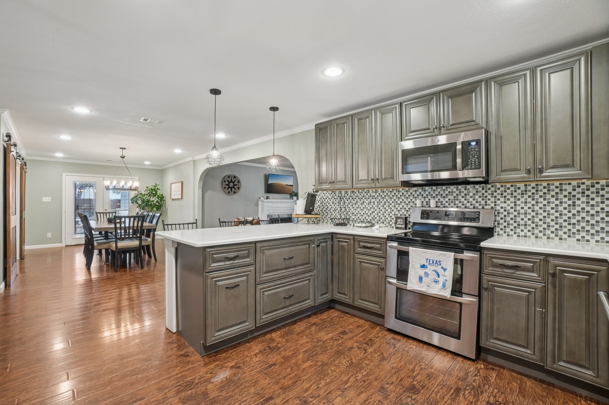 1918 Cooper Drive