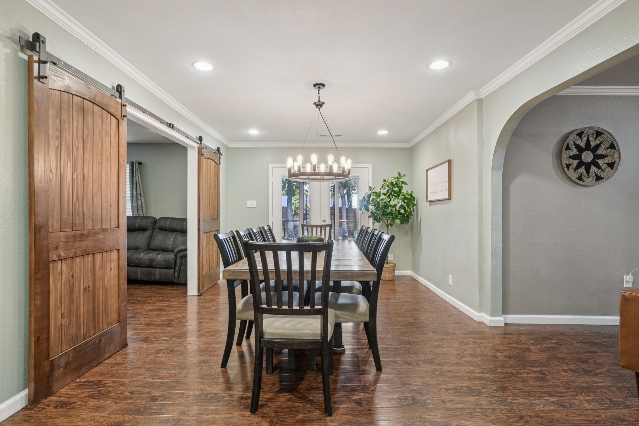 1918 Cooper Drive