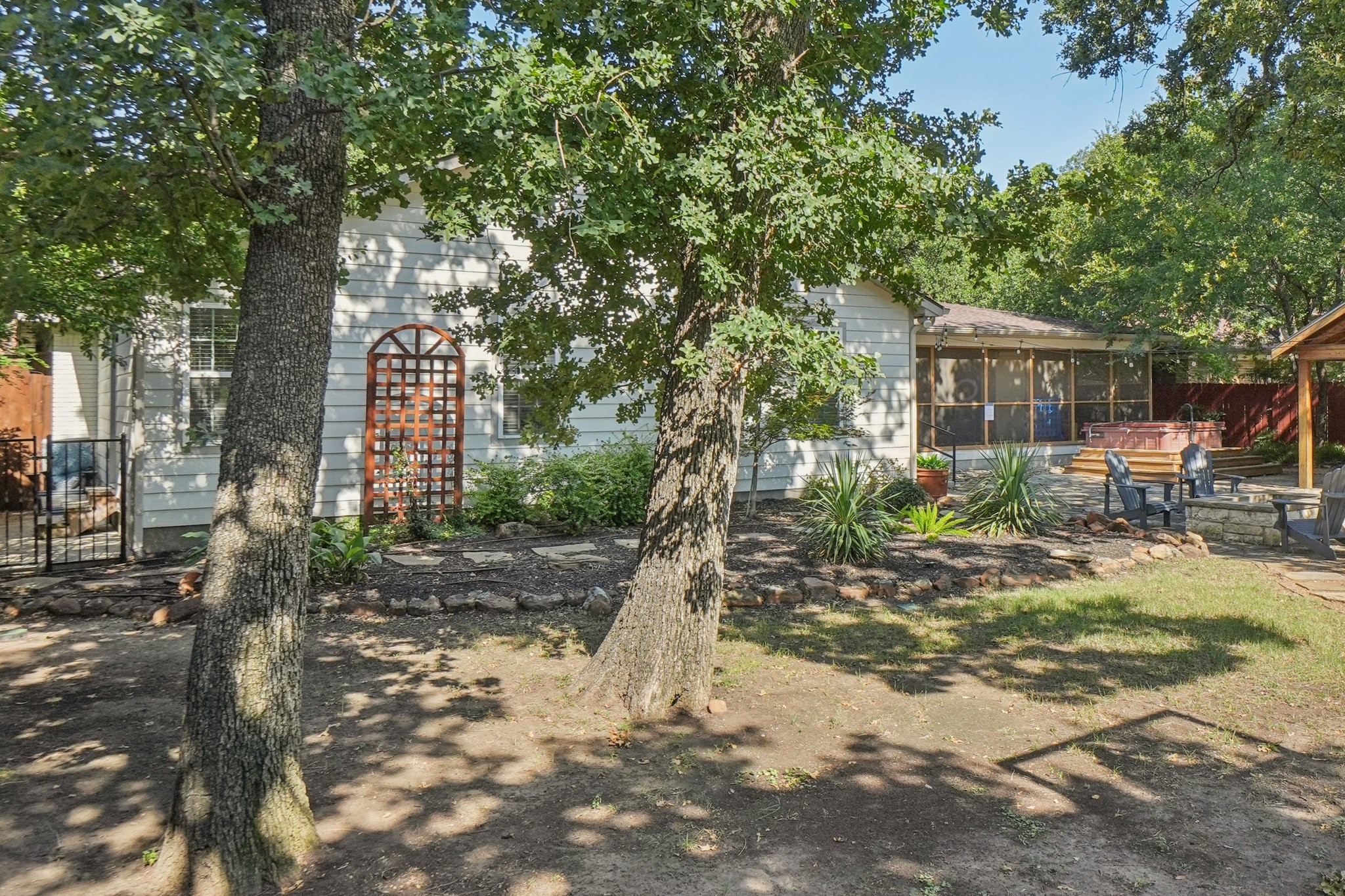1918 Cooper Drive