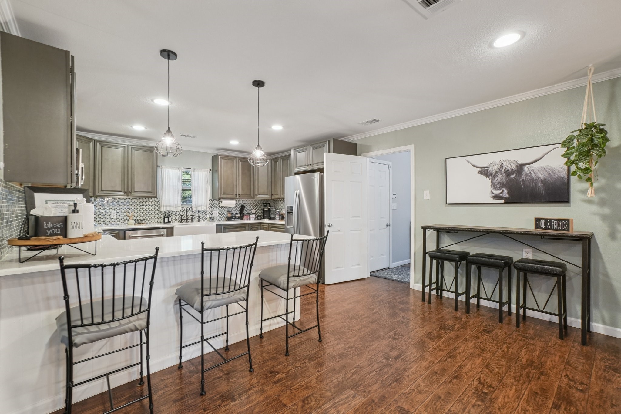 1918 Cooper Drive